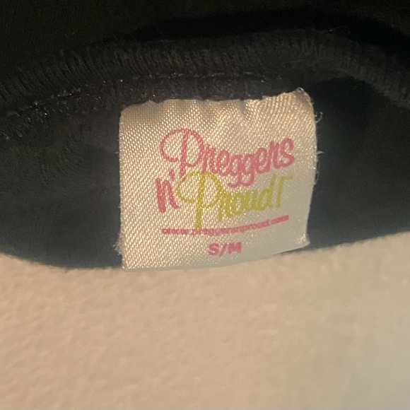 Preggers and Proud Graphic Cotton T-shirt - Picture 4 of 4